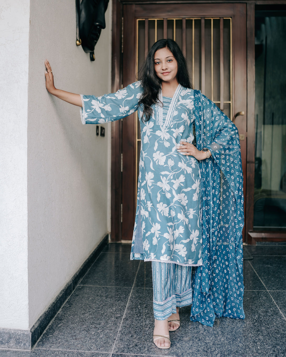 FLORAL BLUE VISCOSE SILK COTTON MUSLIN KURTA SET WITH DUPATTA