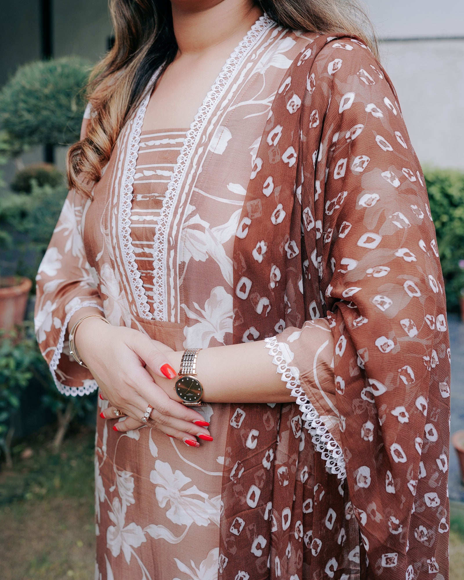 FLORAL BROWN VISCOSE SILK COTTON MUSLIN KURTA SET WITH DUPATTA