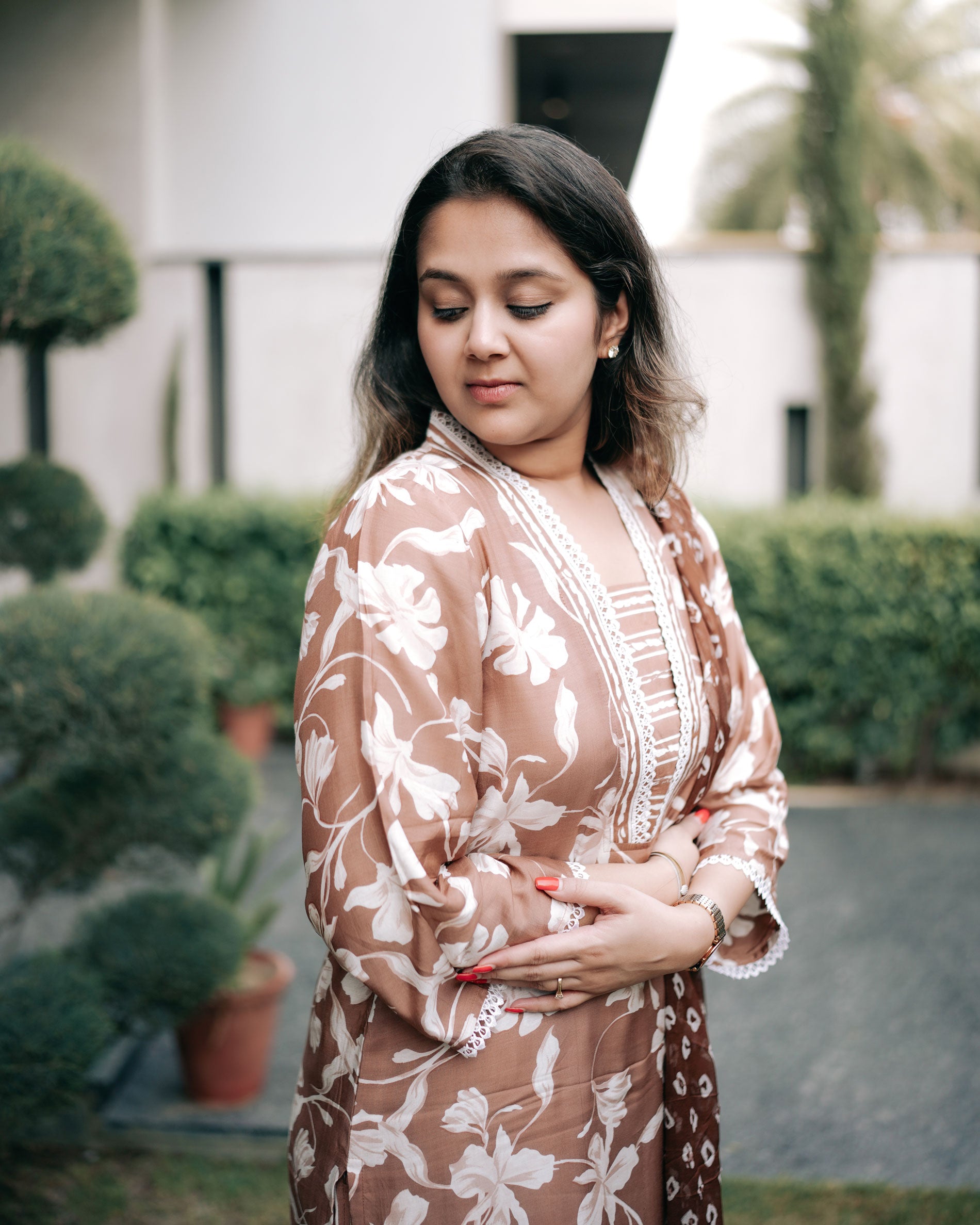 FLORAL BROWN VISCOSE SILK COTTON MUSLIN KURTA SET WITH DUPATTA